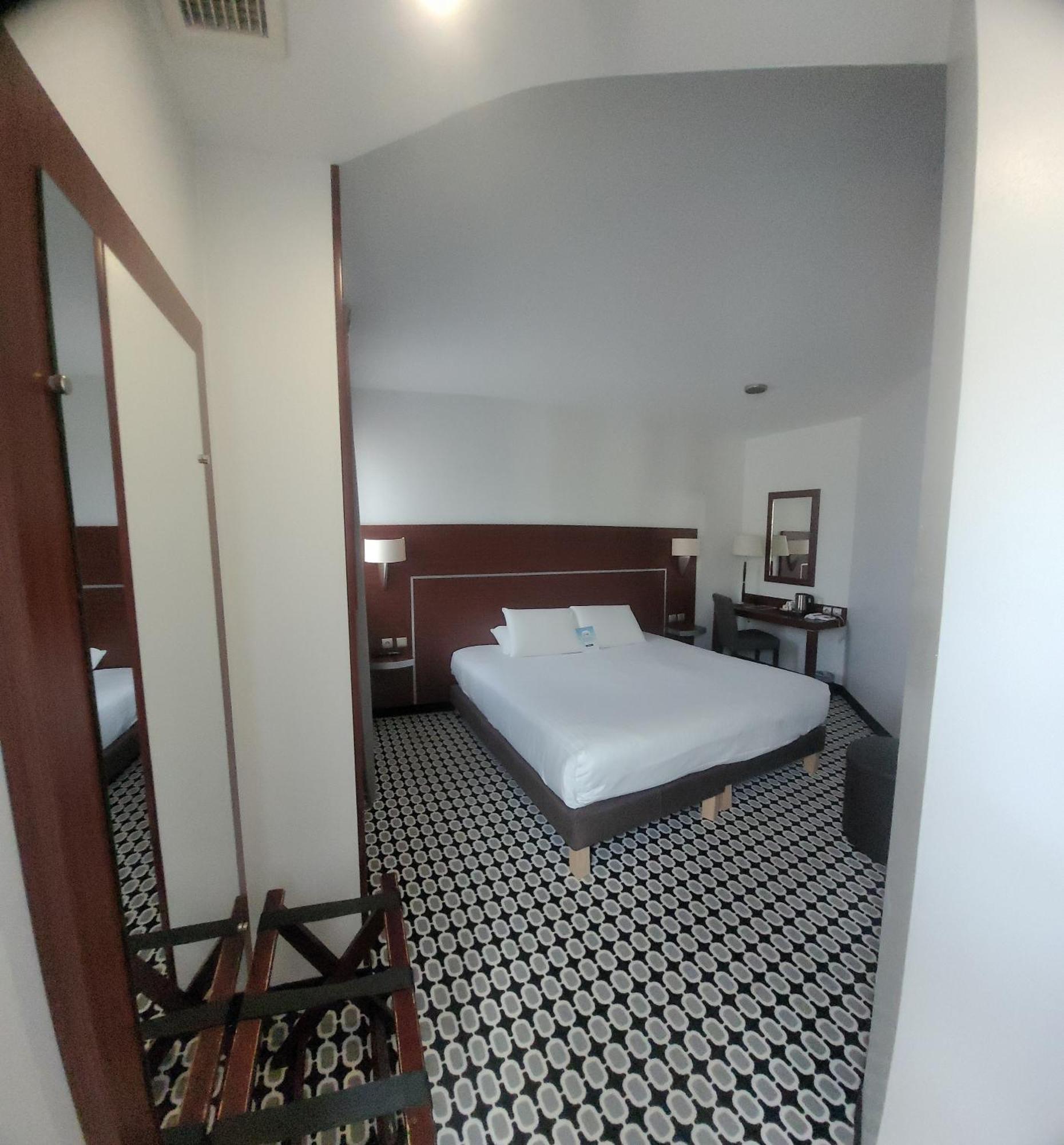 Kyriad Limoges Centre Gare - Atrium Ngoại thất bức ảnh